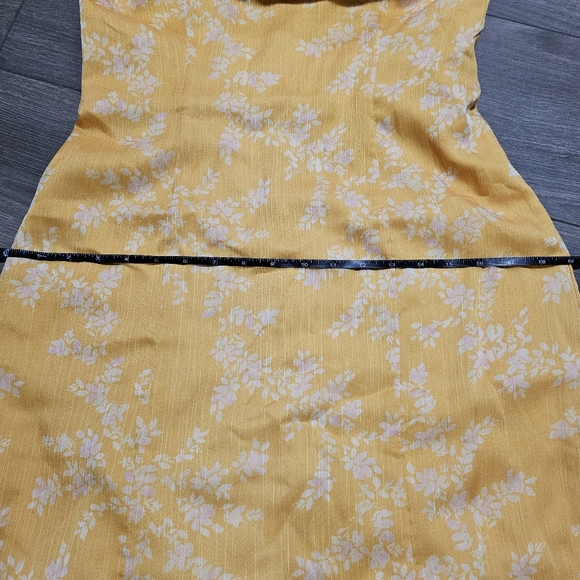 KEEPSAKE the Label Embrace Ruffle Midi Dress Yellow Size Medium - Picture 11 of 11